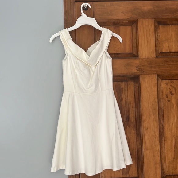 White Off the Shoulder Lulus Dress XS - Picture 2 of 3